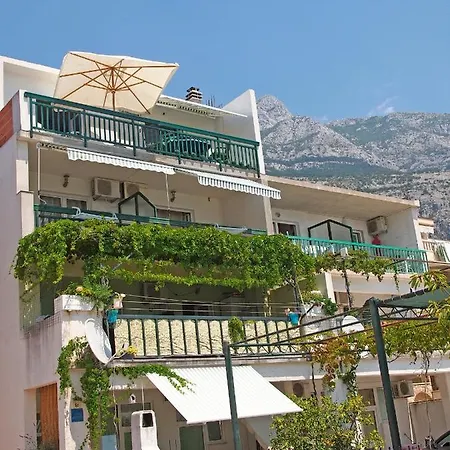 Apartament Diana *