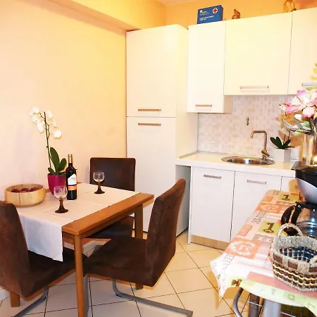 Diana Apartment Makarska
