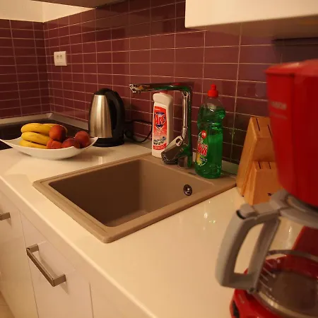 Diana Apartment *