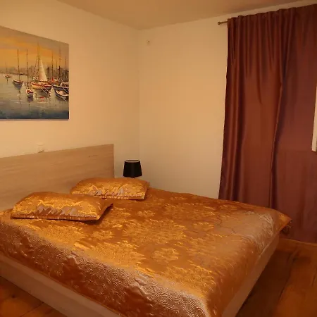 Diana Apartment